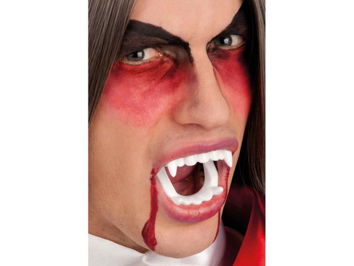 Maxilarul vampirului cu sânge