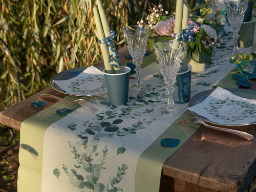 Decorațiune de masă cu frunze de eucalipt - 26 cm x 3 m - 1 buc.