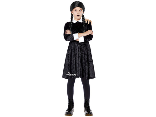 Costum de miercuri pentru o fată