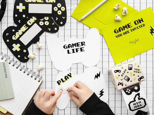 Invitații pentru ziua de naștere a controlerului de joc - 6 buc.