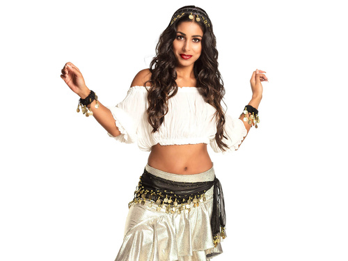 Set țigănesc pentru o femeie