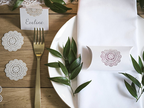 Cutii albe pentru oaspeți - 10 buc.