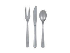 Tacâmuri din plastic argintiu - 18 bucăți.