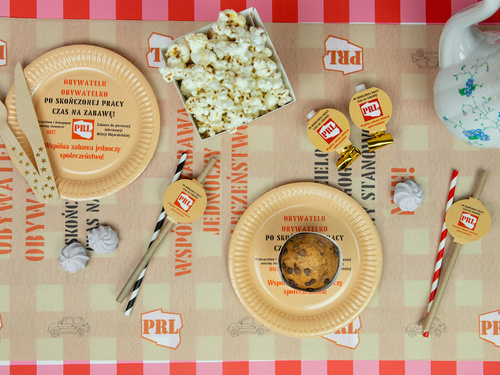 Farfurii aniversare PRL - 18 cm - 6 buc.