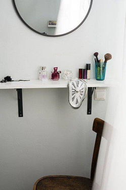 Ceasul cu scurgeri al lui Salvador Dalí