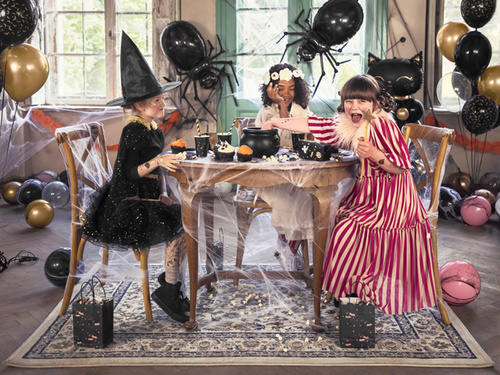 Fustă neagră cu model auriu