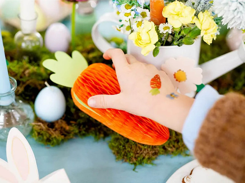 Rozeta de morcovi decorațiune suspendată - 20 cm - 1 buc.