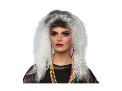 Regina perucă a anilor '80.